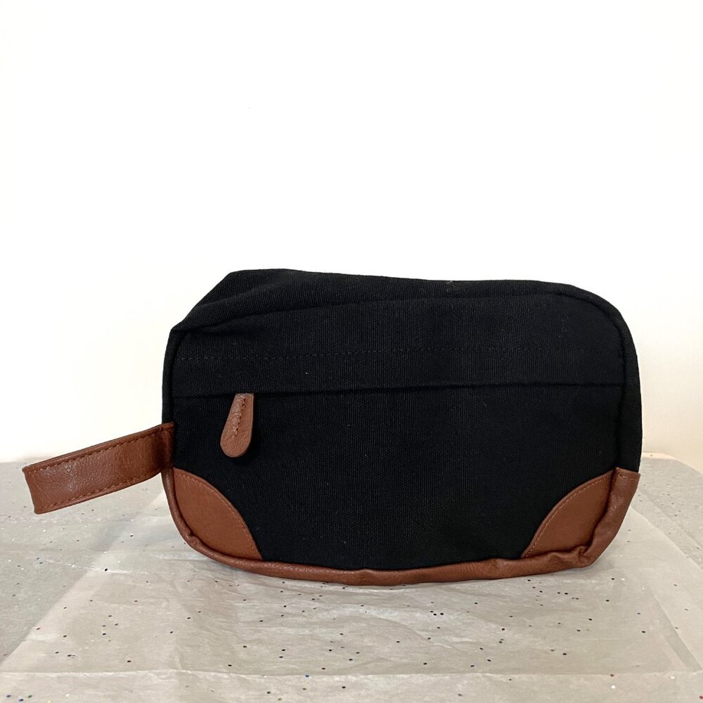 Large Capacity Men or Teens Grooming Travel Kit - Picture 6 of 11